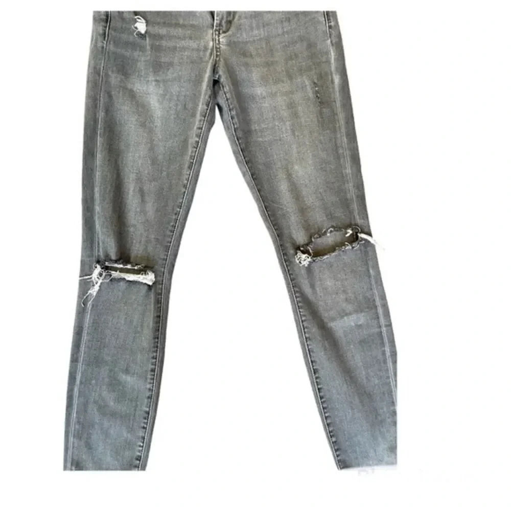 BlankNYC Grey Distressed Mid Rise Ankle Frayed Raw Tequila Skinny Jeans sz 27 - Picture 7 of 9